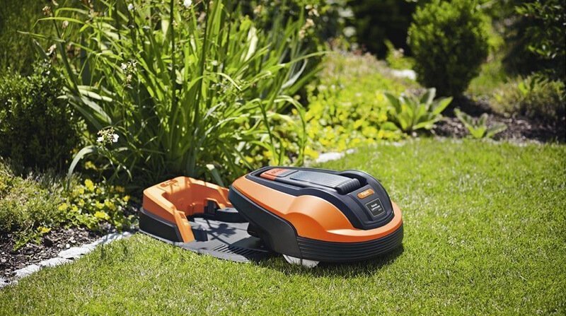 flymo robot mower